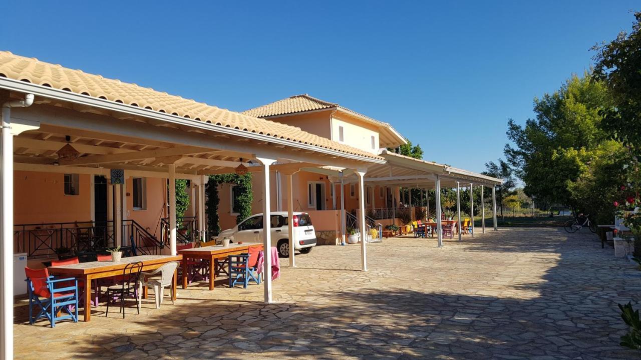 Evaggelia Studios Frínion Exterior photo