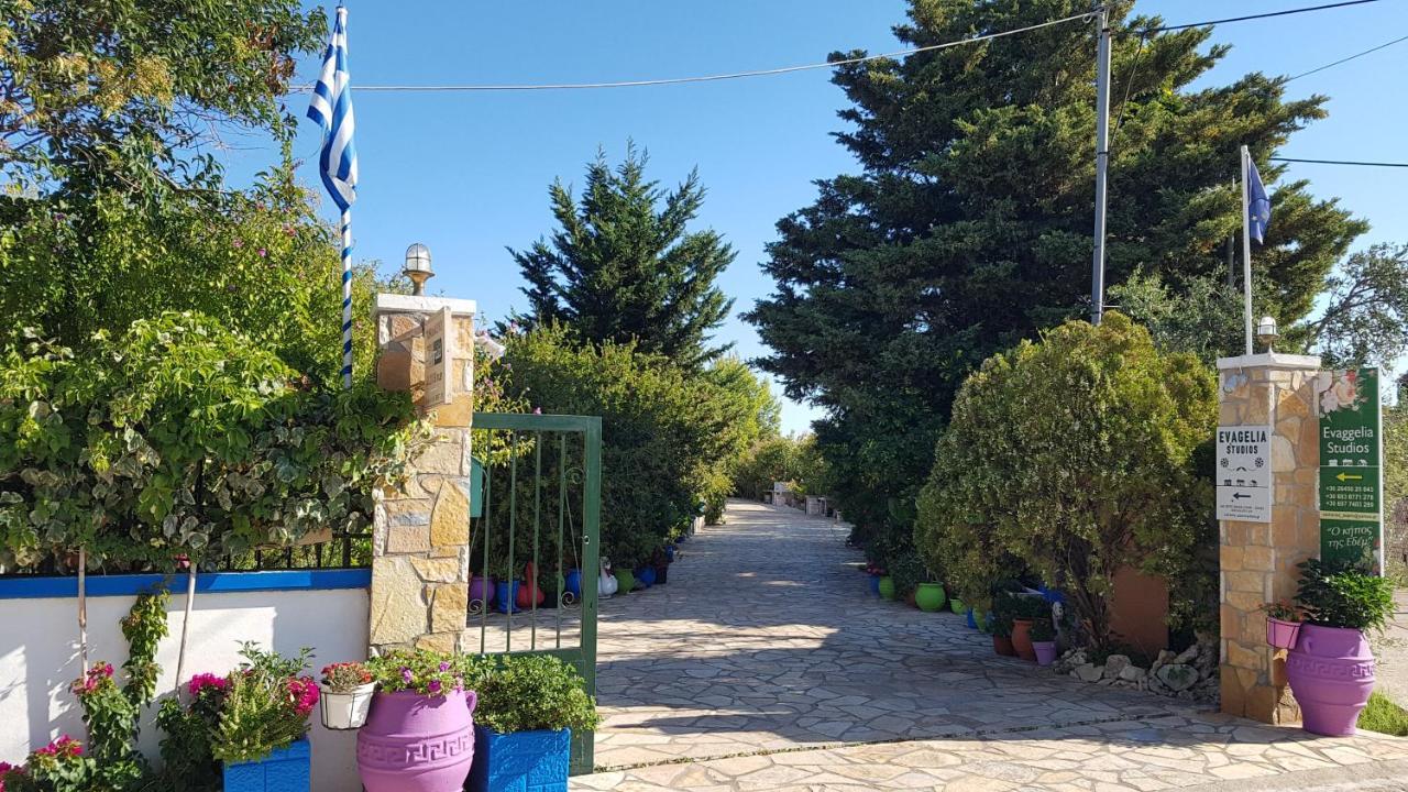Evaggelia Studios Frínion Exterior photo